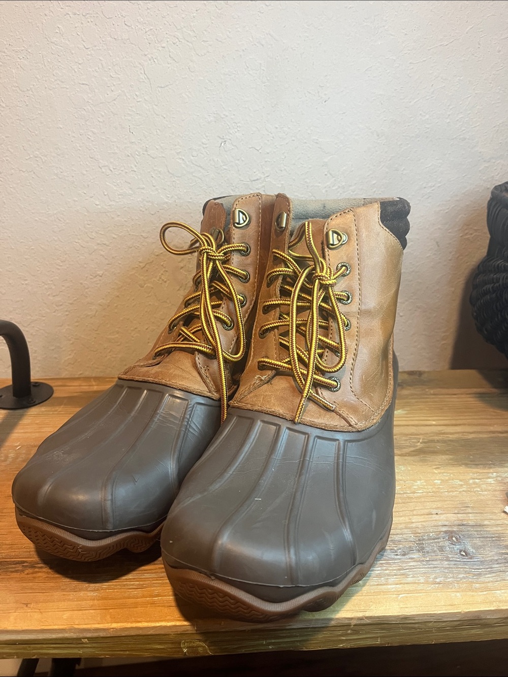 Sperry Top-sider Men's Brown and Dark Gray Waterproof Duck Boots size 11